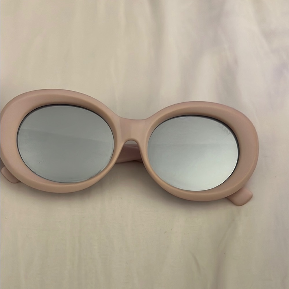Quay Mess Around Sunglasses